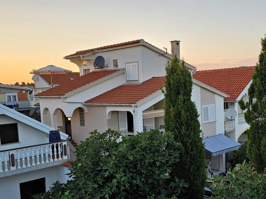ויר Apartmani Juric מראה חיצוני תמונה